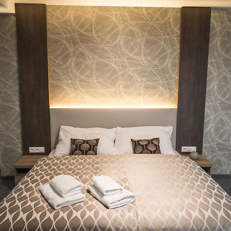 Guest House Frizzante ตูร์เชียนสเก เจปลิตเซ ภายนอก รูปภาพ