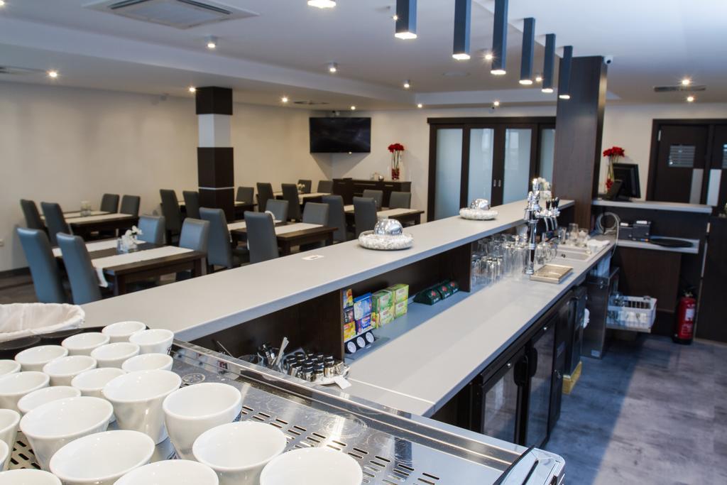 Guest House Frizzante ตูร์เชียนสเก เจปลิตเซ ภายนอก รูปภาพ